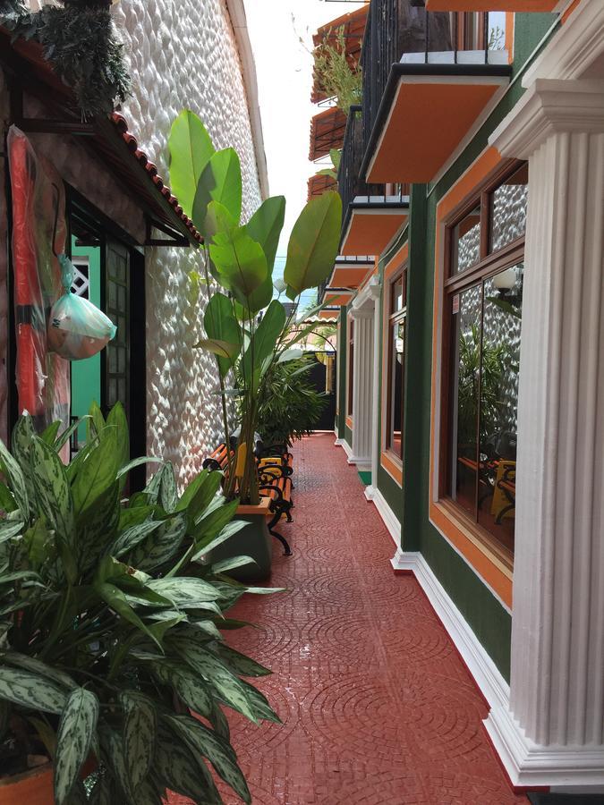 Apartahotel Tierras Amazonicas 莱蒂西亚 外观 照片